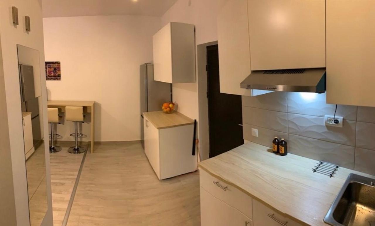 Retreat Luxury Apartment Near Presidential Palace Bukurešť Exteriér fotografie